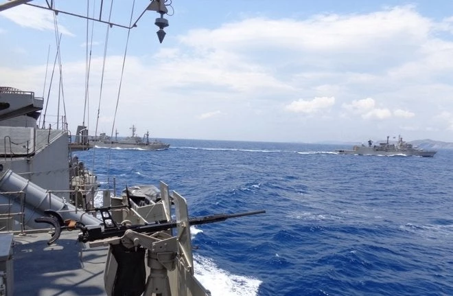 Απλώνεται ο Ελληνικός στόλος: «Σφραγίζει» το κεντρικό Αιγαίο το ΠΝ και στέλνει μήνυμα στην Αγκυρα – Σε ετοιμότητα και ο ΣΞ